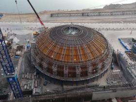 防城港核電3號(hào)機(jī)組第一個(gè)環(huán)吊牛腿安裝就位