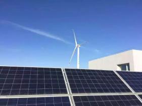 北京亦莊建了套智能微網系統：2.5MW風機+500kW光伏+微型燃氣輪機+儲能