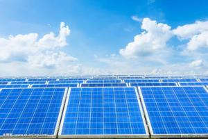 青海積極創(chuàng)建清潔能源示范省，光伏電站年均增速達58%