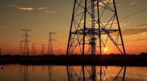 準東－皖南±1100千伏特高壓輸電工程新疆段全線貫通