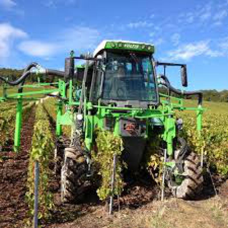 山西“試水”電動農機助力農民節本增收