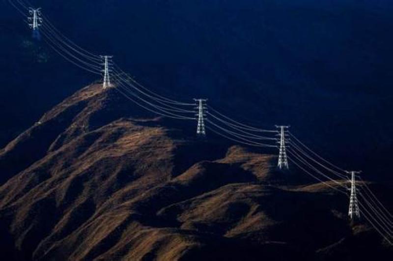 青藏“電力天路”為西藏穩(wěn)定送電 累計52億千瓦時