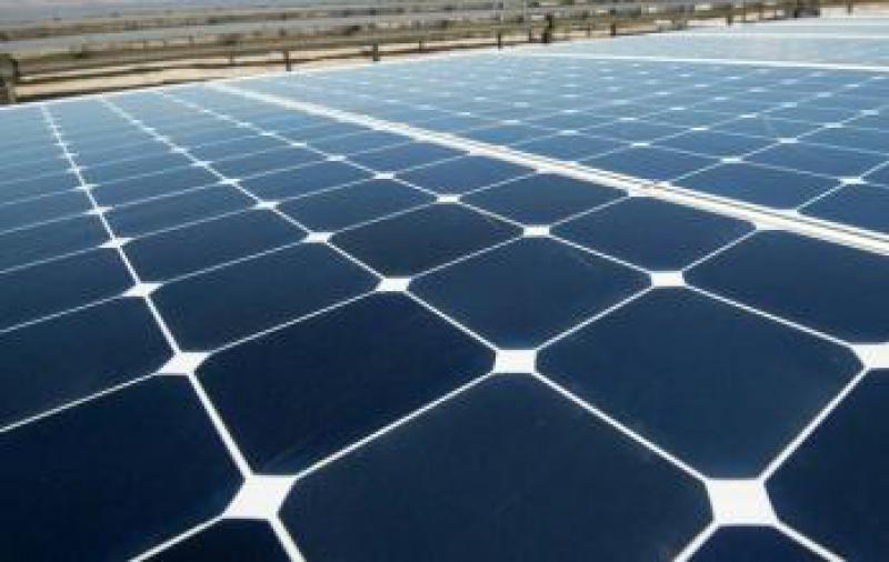 晶澳為中東北非最大單體屋頂光伏項(xiàng)目供應(yīng)單晶PERC組件