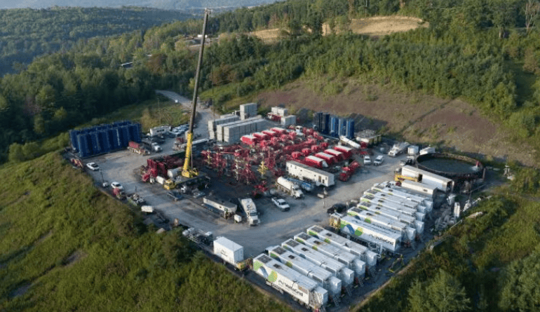 印尼國家石油公司與哈里伯頓合作評估鉆井技術以提升油田產量